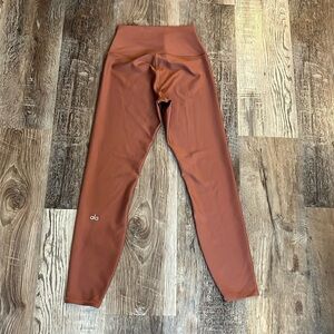 Alo Yoga 7/8 High-Waist Airlift Legging Soft Terracotta Burnt Orange Shine XS